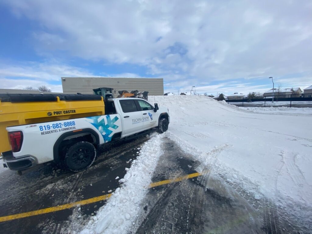 Déneigement commercial